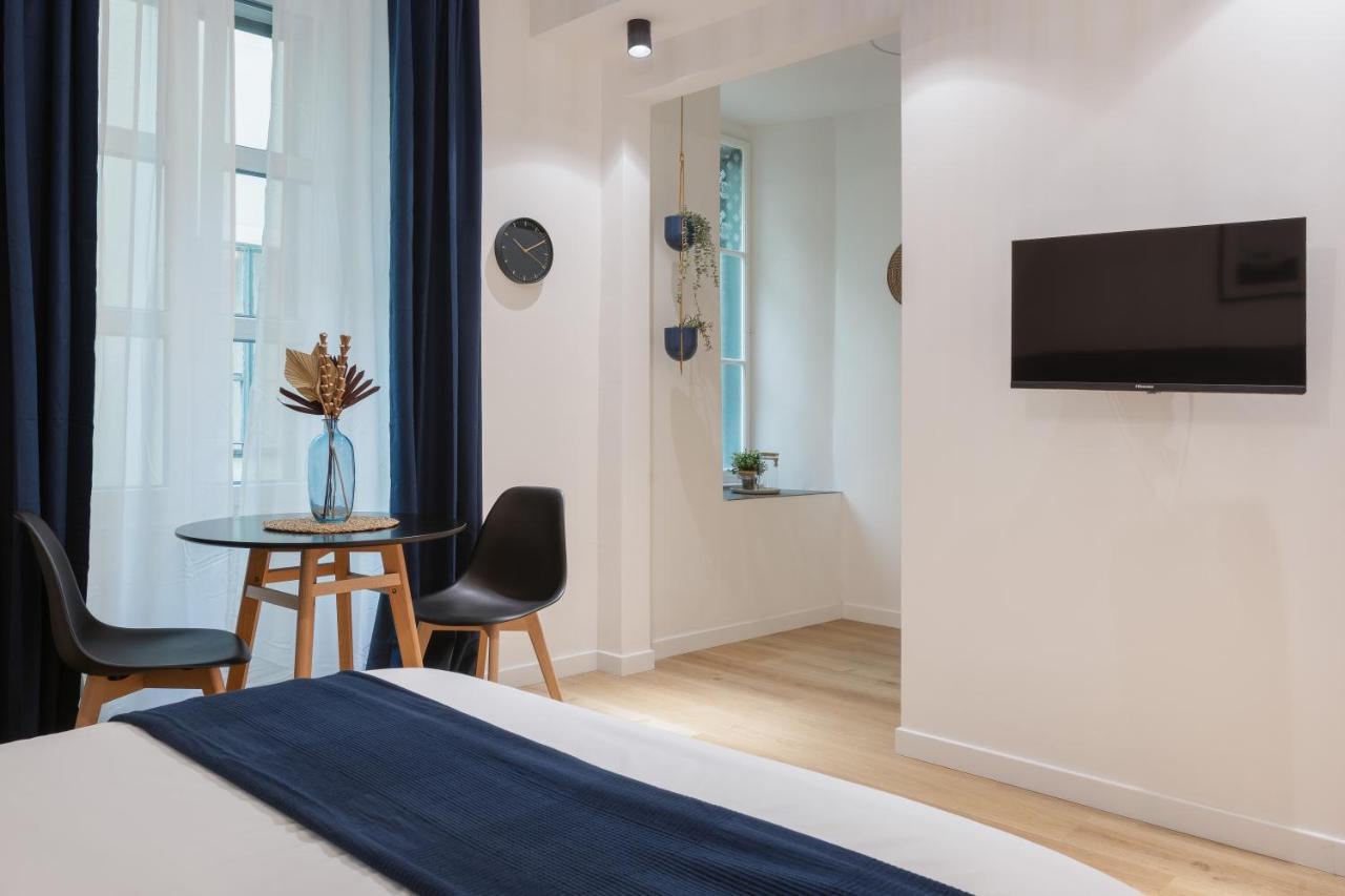 Trieste Chic Studio: Historic Elegance Esterno foto